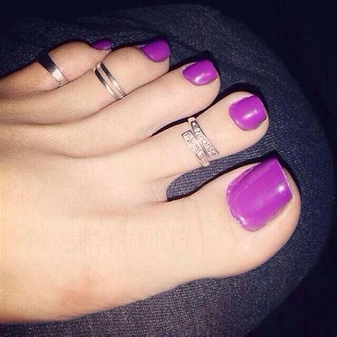 Toe Rings Meaning Know More About Them Feet Nails Pretty Toe Nails Toe Nails