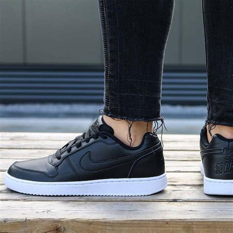 > tienda de tenis nike online. Tenis Nike Ebernon Low AQ1779001 Negro Mujer