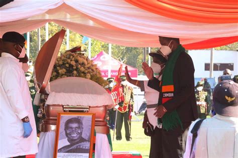 Zambian Ex President Kaundas Burial Begins Despite Court Challenge The Independent