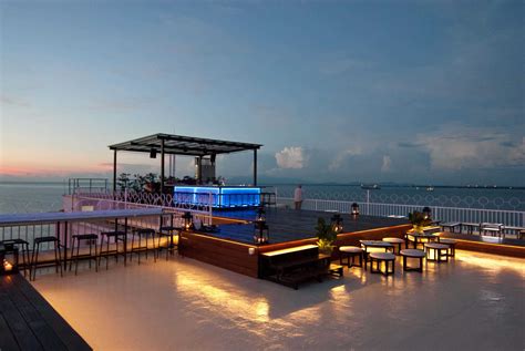 They are also in a handy comparison chart so you can quickly compare the factors that matter to you like price or location so you can chose the cheapest hotel 5 star in penang or the best luxury hotel in penang right on batu ferringhi beach. Three Sixty Revolving Restaurant and Rooftop Bar ...