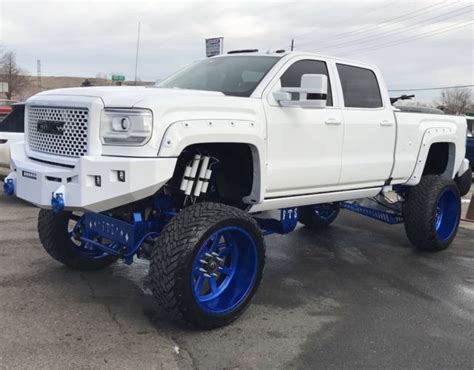 Learn more about next generation gmc sierra 2500hd and 3500hd trailering capability, vehicle specs, cargo volume, powerful performance and more. 2016 GMC DENALI SIERRA 2500 HD 15" LIFTED CUSTOM SHOW ...