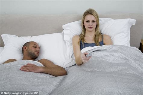 How To Cope When You And Your Partners Sleeping Patterns Are Different