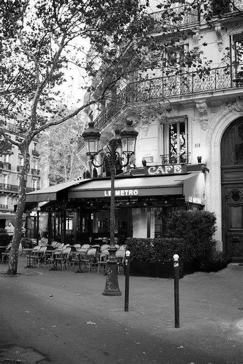 Paris In Black And White Everyday Parisian Black And White Picture