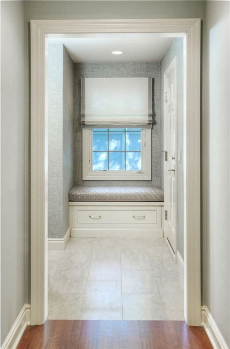 This low odor/ low voc formula has excellent scrubbability so it stand up to frequent cleanings. Benjamin Moore Paint Color. Benjamin Moore Navajo White ...