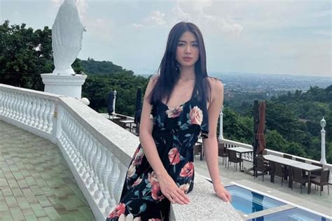 Profil Dan Biodata Azi Acosta Pemeran Film Dewasa Filipina Suki Yang Ternyata Usianya