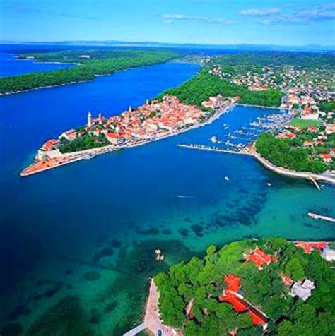 Auf der insel rügen musste die feuerwehr anrücken, weil ein haus brannte. Villa auf der Insel Rab - Immobilien Kroatien