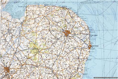 Składana dwustronna mapa samochodowo turystyczna wielkiej brytanii i irlandii w skali 1 700 000. Map Uk East Anglia - Direct Map