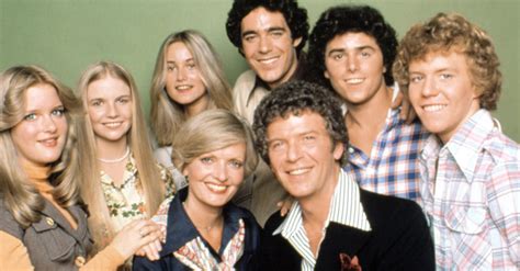 Exclusive Brady Bunch 50th Anniversary Collection Clips