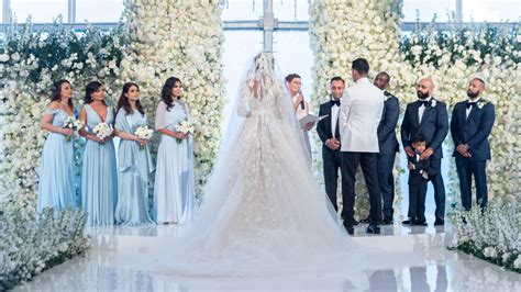 Our requirements are experience, talent, and professionalism. Brazilian Model Gets Married at 7-Star Hotel in Dubai ...
