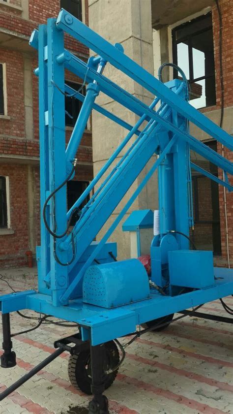 Hydraulic Ladder Capacity 0 200 Kg And 200 1000 Kg Rs 350000 Piece