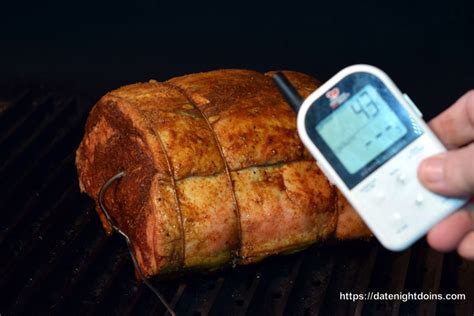 The perfect prime rib must retain as many juices as possible. Simple Reverse Seared Prime Rib - Date Night Doins BBQ For Two