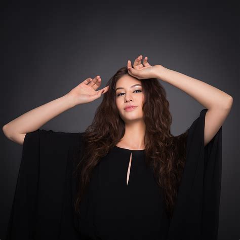 You can rotate, mirror, and resize your images too. Photo Background Change Online