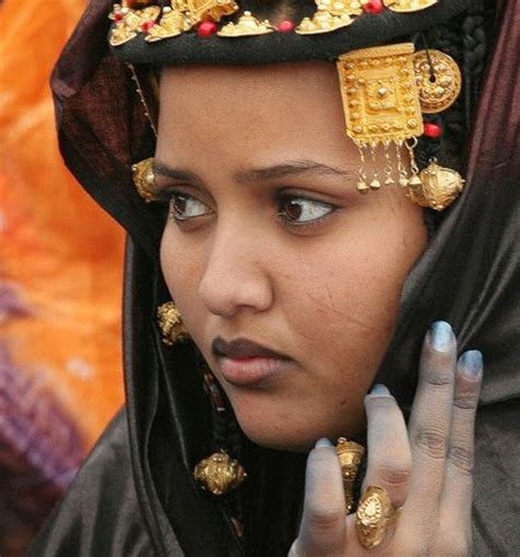 Tuareg Woman Tuareg People Africa People African Jewelry