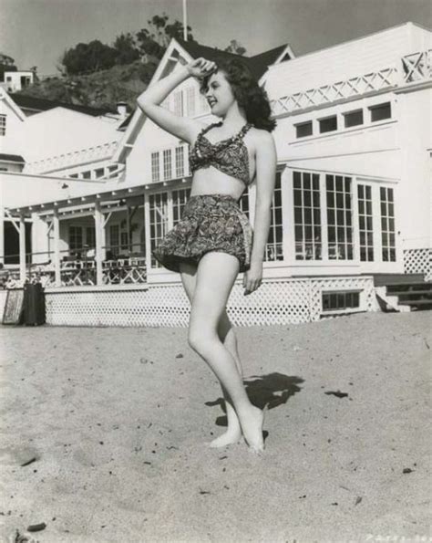 Susan Hayward Swimsuit Siren Classic Movies Photo 7934808 Fanpop
