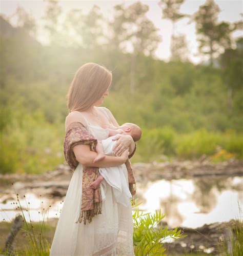 Gorgeous Mom And Nursing Baby Breastfeeding Photography Ashley Lortie