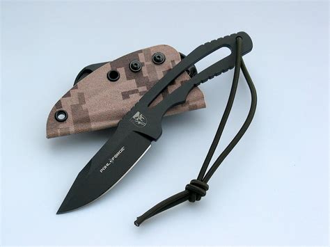 Überlebensmesser) ist ein messer, dass speziell für den einsatz im. Survival Messer Vergleich | Survival Messer Guide