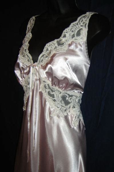 Gorgeous Pink And Lace Satin Long Nightgown 1820 1x 2x Ebay