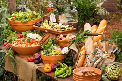 Rustic Wedding Buffet Garden Parties In 2020 Garden Party Recipes