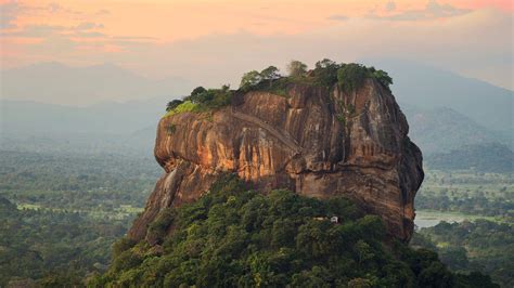 10 Best Places To Visit In Sri Lanka