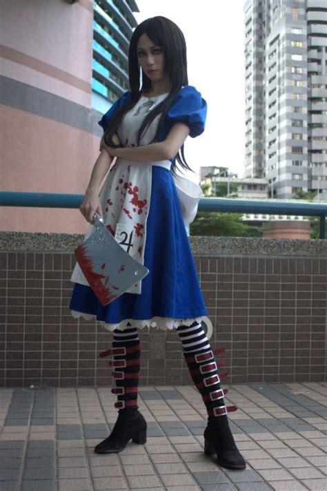 american mcgees alice madness returns alice i so want to cosplay this when we go to comic con