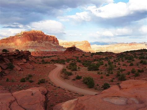 To bring or have floating after itself or oneself: Burr Trail - ATV Trails | Utah.com