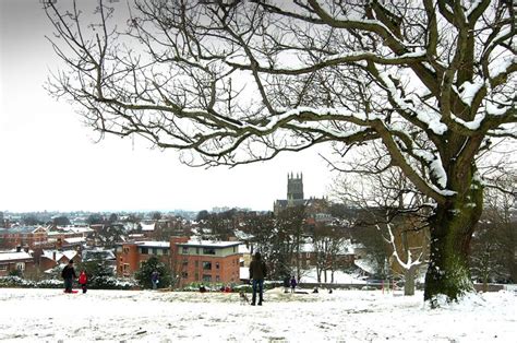 Met Office Issues Yellow Warnings For Snow Tonight The Worcester Observer
