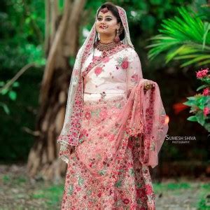 Malayalam Actress Ansiba Hassan Latest Hot Photos In Saree Photos Hd