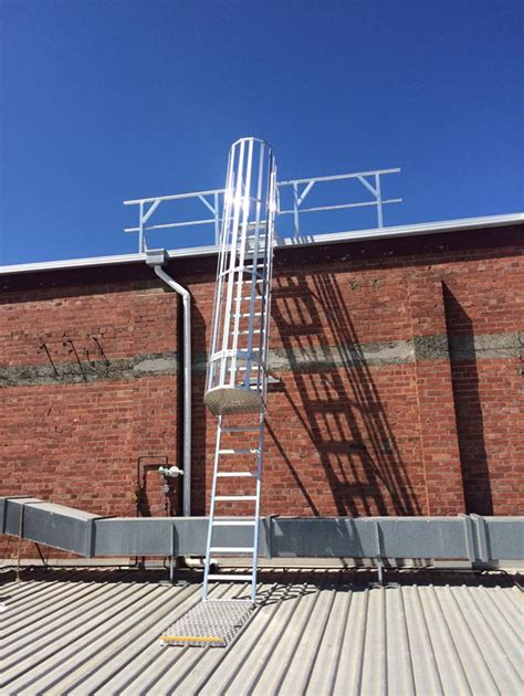 Safe Roof Access Ladder Systems Caged Ladders Brackets Safety Plus