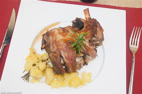 Check spelling or type a new query. Come fare il cosciotto di agnello al forno | Ricetta ...