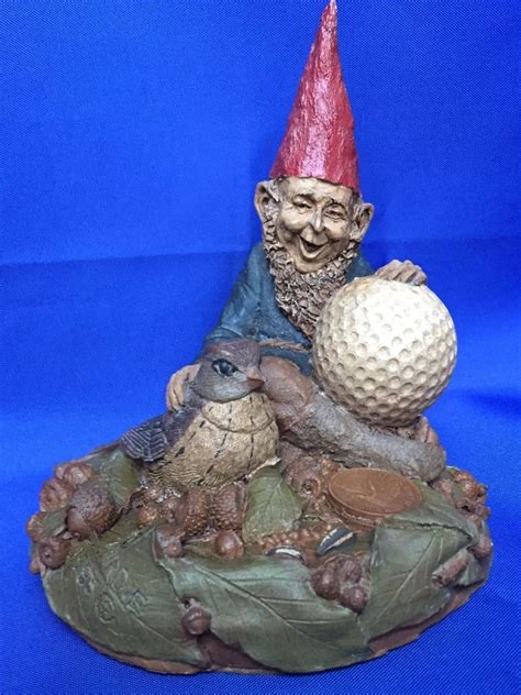 Tom Clark Gnome Birdie One Under Park Golf Ball Retired Coin Vintage