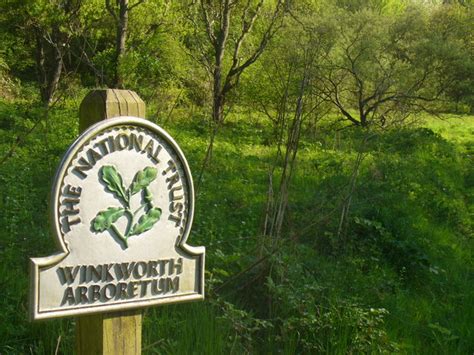 The National Trust Winkworth Arboretum © Colin Smith Geograph