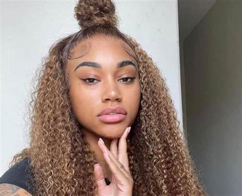 Jania Meshell All Unknown Facts About The Youtuber Revealed