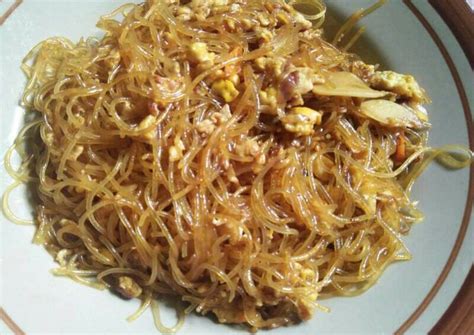 Bila bosan dengan mie kuah, anda bisa membuat bihun kuah untuk keluarga. Resep Bihun Jagung Pedas oleh Siti Nur Cholifah, AMd. Kep - Cookpad