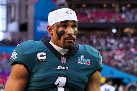 Does Jalen Hurts Have a Girlfriend? Who Is Bry Burrows? - Newsweek