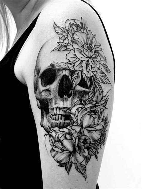 Realistic blackwork skull and flower tattoo. | Floral skull tattoos