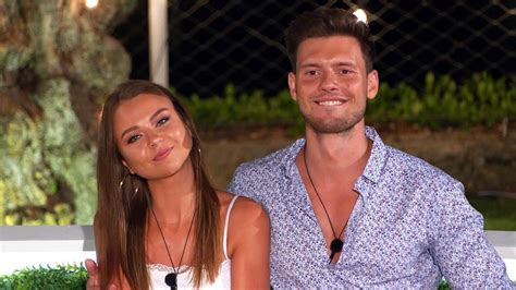 Love Island Wyspa Mi O Ci Rafa Pietrzak Ze Zdu Skiej Woli Dalej Z Parze Z Ol Kotowsk Zdj Cia