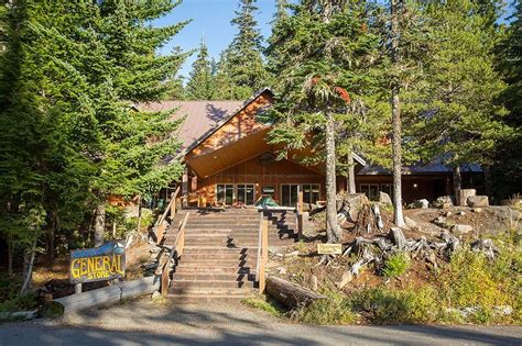 The lake cabins are located along the southern shore of mystery lake. Mt Hood camping photo gallery Lost Lake Oregon | Lost lake ...
