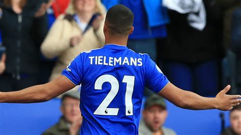 Youri tielemans has been a revelation at leicester, who've made it a priority to keep the belgian midfielder. Mercato - Youri Tielemans : "Je pense que je vais revenir ...