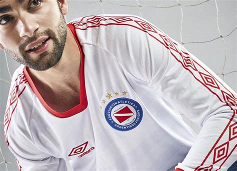 Asociación atlética argentinos juniors is an argentine sports club based in la paternal, buenos aires. Football Shirt Culture is the worlds longest-running ...