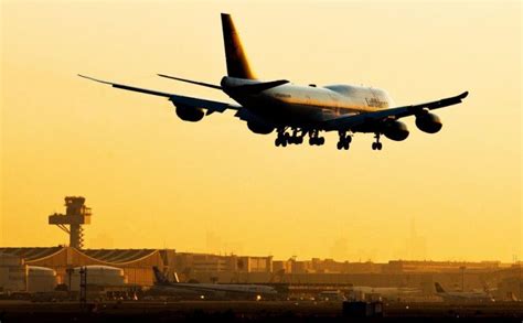 Diese nachweise benötigt ihr für die einreise nach mallorca: Einreise per Flugzeug: Regierung erklärt Flüchtlingszahlen ...