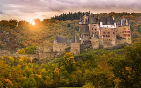 Eltz Castle Full Hd Wallpaper And Background Image 1920x1200 Id541892