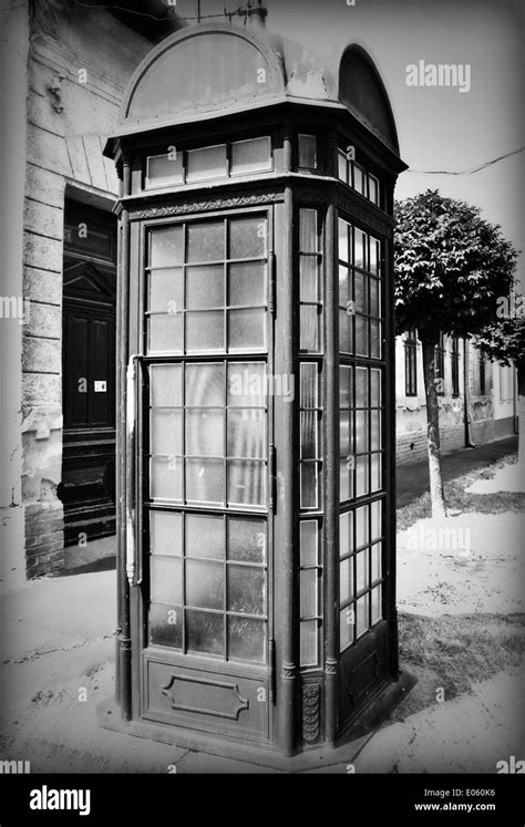 White Telephone Booth Black And White Stock Photos And Images Alamy