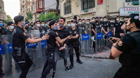 Istanbul Pride Parade Turkish Police Fire Tear Gas To Disperse Crowds