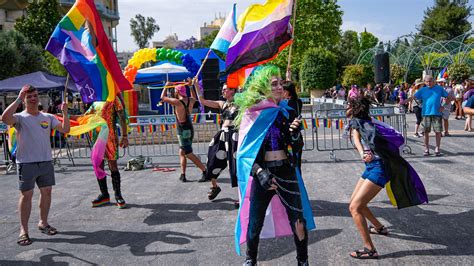 conflict with the far right shrouds jerusalem s pride parade the new york times