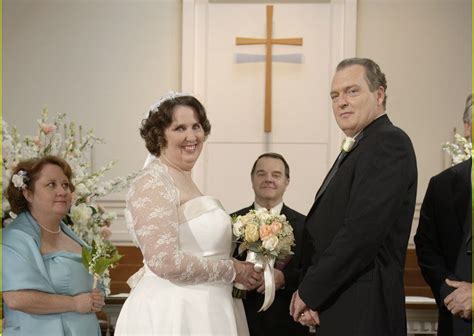 The Office S03e16 Phyllis Wedding Tv Weddings Wedding Strapless