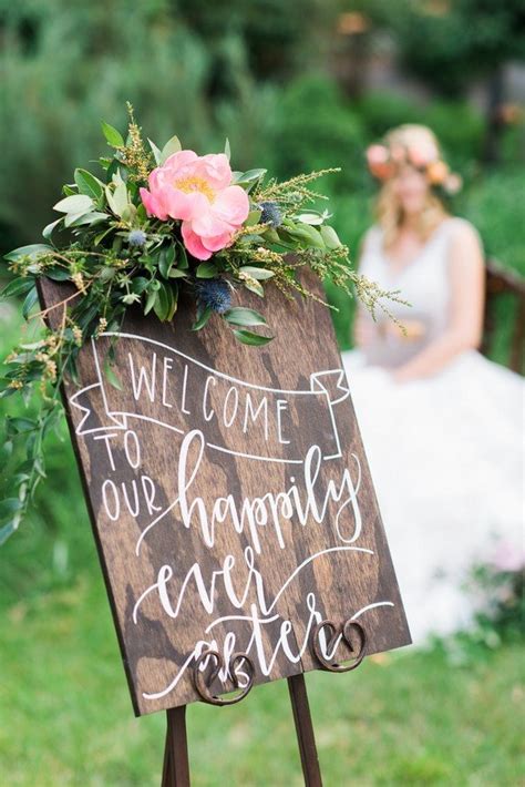 20 Brilliant Wedding Welcome Sign Ideas For Ceremony And