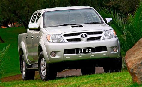 La Evolución De La Toyota Hilux Así Fue Cambiando El Diseño De La Pick Up