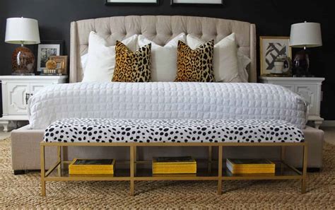 The Top Best Ways To Decorate The End Of Your Bed