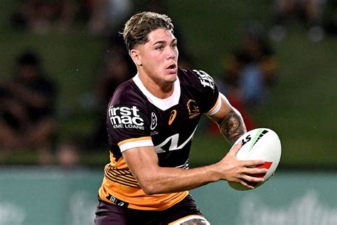Reece Walsh Nrl Contract