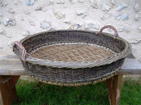 Cédric desplanches a rédigé la thèse suivante : François Desplanches artisan vannier » photos récentes ...